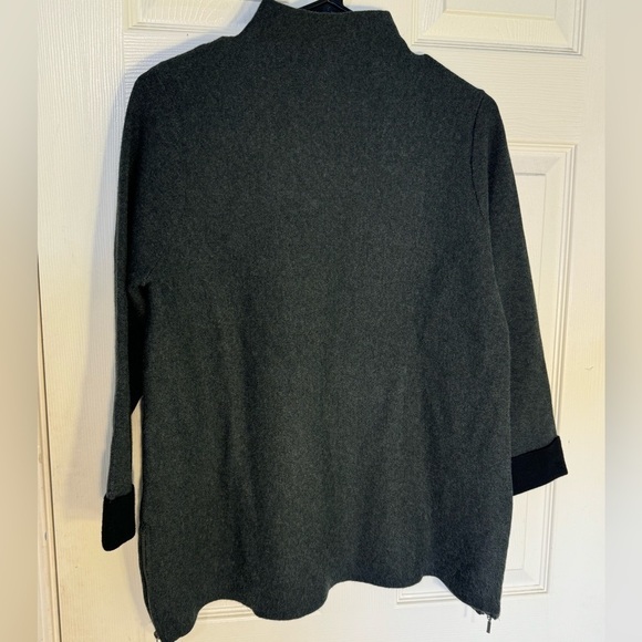 Tahari Dark Gray Mock Neck Minimalist Oversized  Sweater Size Large 3/4 sleeve - Picture 1 of 10